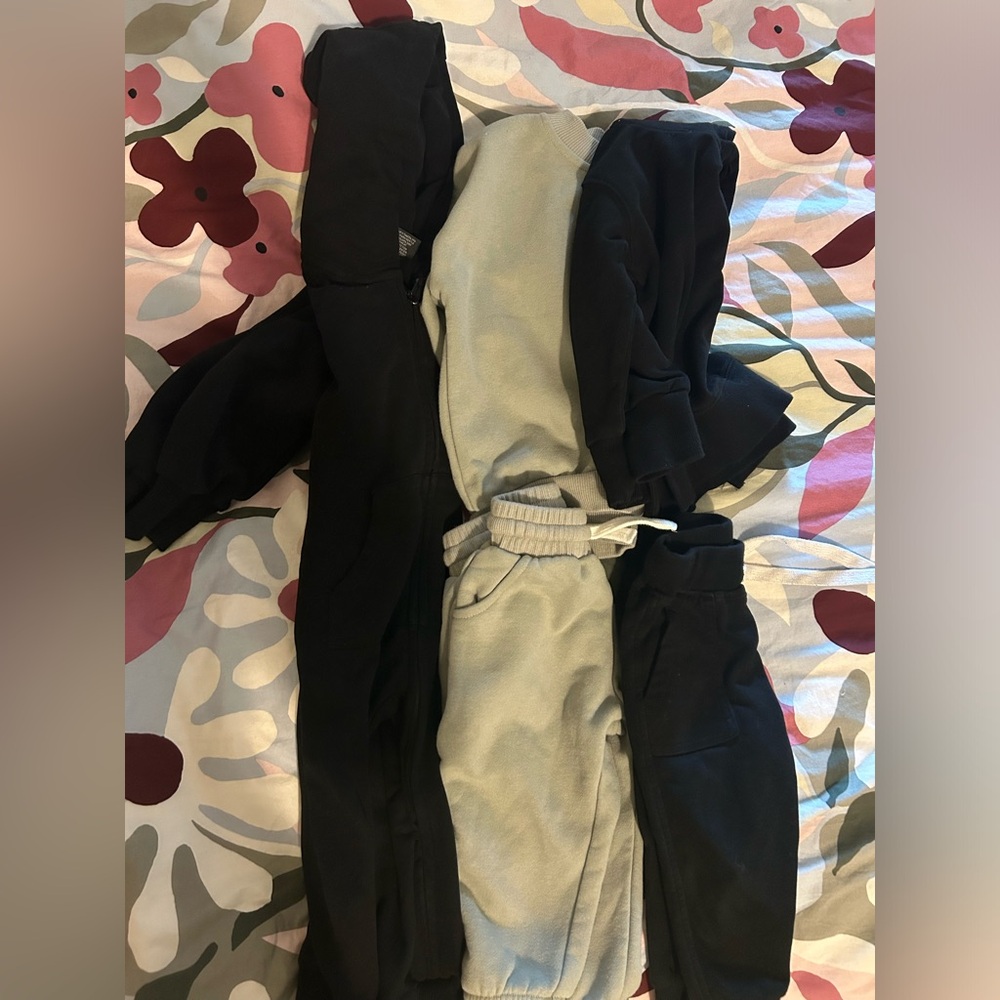 Little bipsy 12-18 months bundle